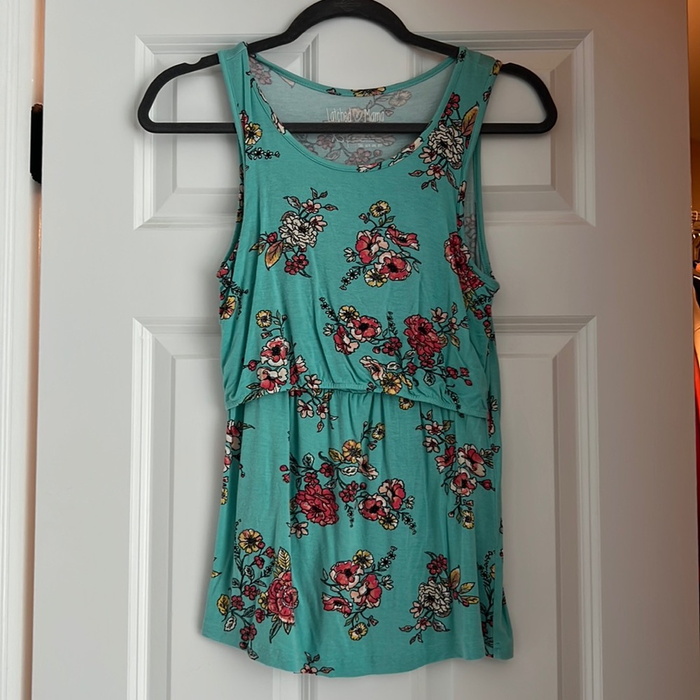 Floral Breastfeeding Tank With Lift Access